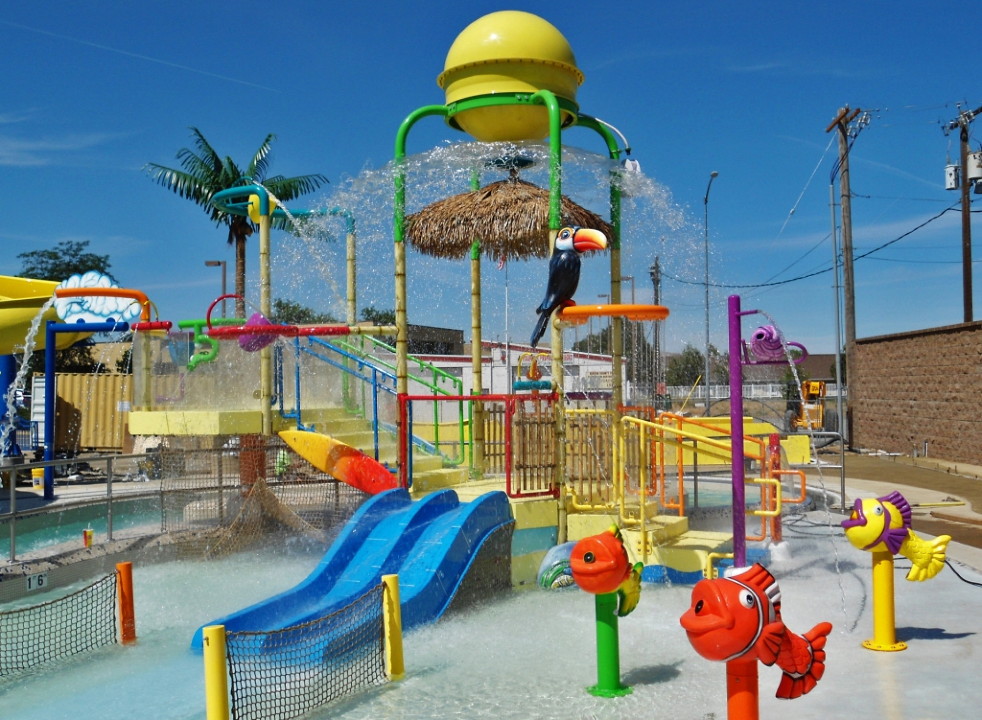 Choosing the Right Aquatic Play Structure for Your Park